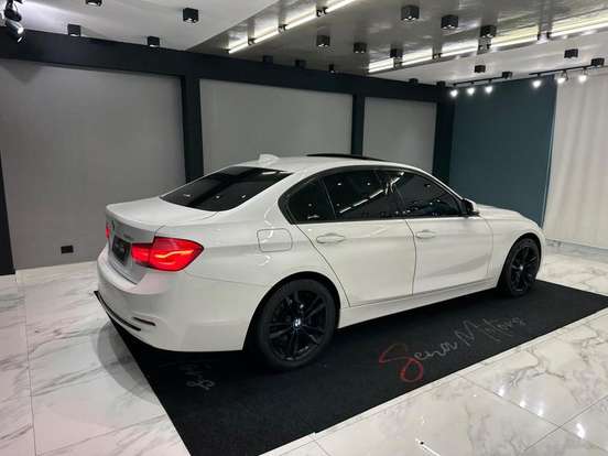 BMW-328i-2.0 SPORT GP 16V ACTIVEFLEX 4P AUTOMÁTICO BMW-328i-2016