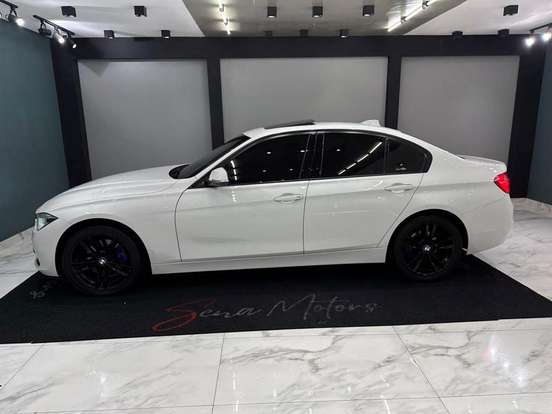 BMW-328i-2016