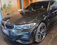 BMW 330e 2.0 16V TURBO HÍBRIDO M SPORT AUTOMÁTICO BMW 330e 2.0 16V TURBO HÍBRIDO M SPORT AUTOMÁTICO