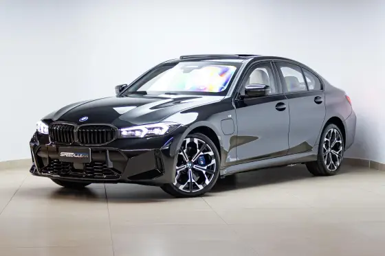 BMW 330e 2.0 16V TURBO HÍBRIDO M SPORT AUTOMÁTICO
