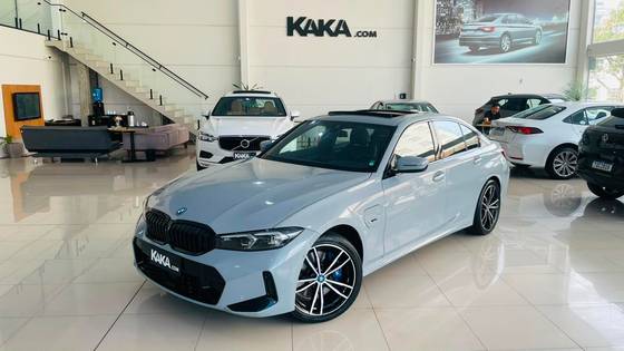 BMW 330e 2.0 16V TURBO HÍBRIDO M SPORT AUTOMÁTICO