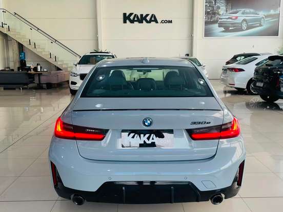 BMW-330e-2.0 16V TURBO HÍBRIDO M SPORT AUTOMÁTICO BMW-330e-2022