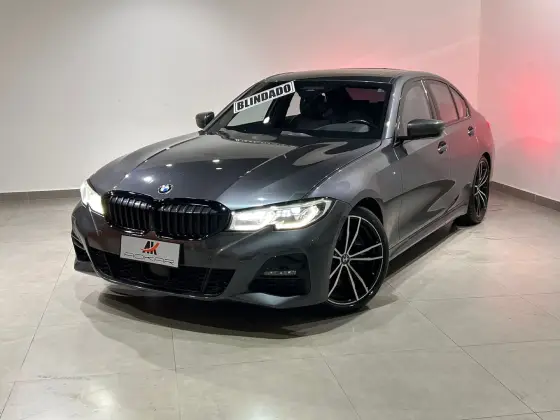 BMW 330i 2.0 16V TURBO GASOLINA M SPORT AUTOMÁTICO
