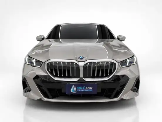 BMW-530e-2.0 TWINPOWER PHEV M SPORT AUTOMÁTICO BMW-530e-2024