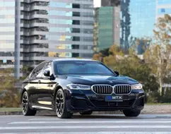 BMW 530e 2.0 16V TWINPOWER HÍBRIDO M SPORT AUTOMÁTICO BMW 530e 2.0 16V TWINPOWER HÍBRIDO M SPORT AUTOMÁTICO