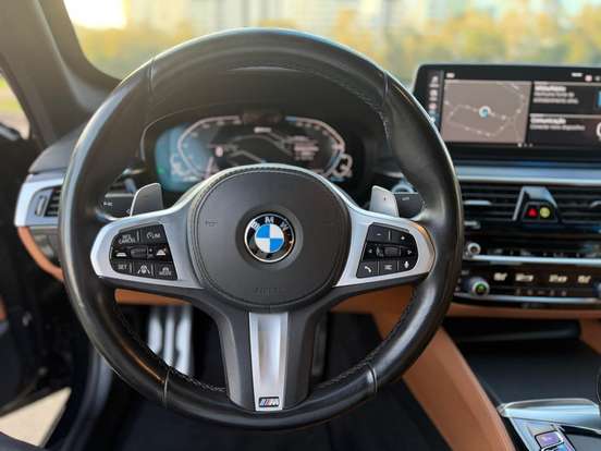 BMW-530e-2.0 16V TWINPOWER HÍBRIDO M SPORT AUTOMÁTICO BMW-530e-2020