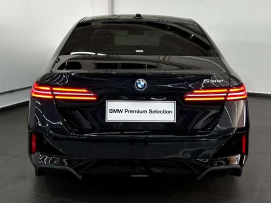 BMW-530e-2.0 TWINPOWER PHEV M SPORT AUTOMÁTICO BMW-530e-2025