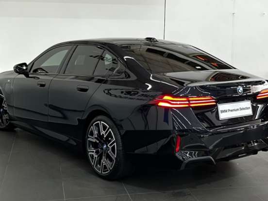 BMW-530e-2.0 TWINPOWER PHEV M SPORT AUTOMÁTICO BMW-530e-2025