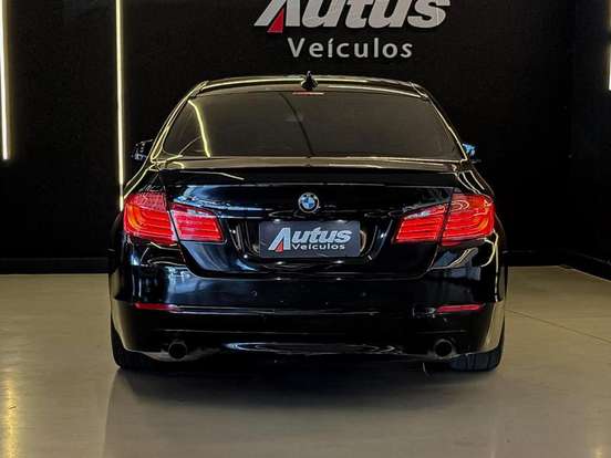 BMW-535i-2011