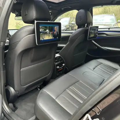 BMW-540i-2018