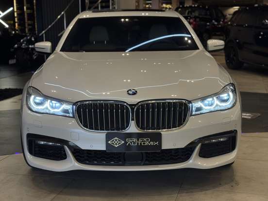BMW-750Li-4.4 M SPORT V8 32V GASOLINA 4P AUTOMÁTICO BMW-750Li-2018