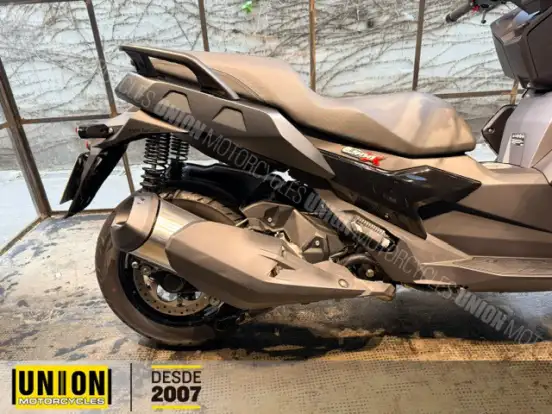 BMW-C 400 X-2023