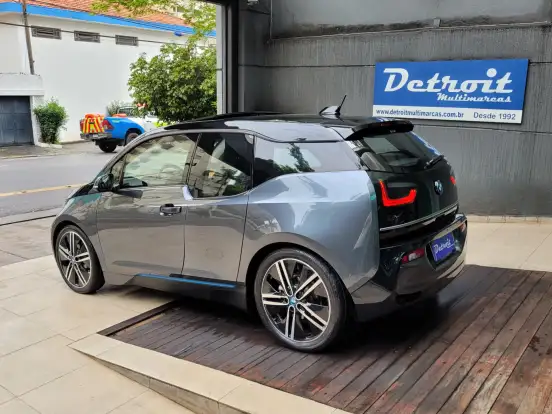 BMW-i3-ELÉTRICO eDRIVE BEV FULL AUTOMÁTICO BMW-i3-2022