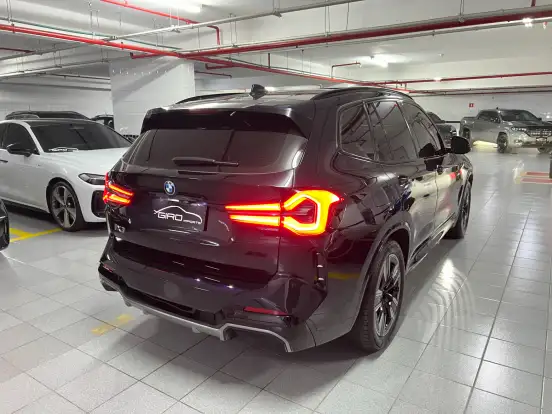 BMW-iX3-ELÉTRICO M SPORT BMW-iX3-2023