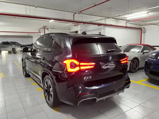 BMW-iX3-ELÉTRICO M SPORT BMW-iX3-2023