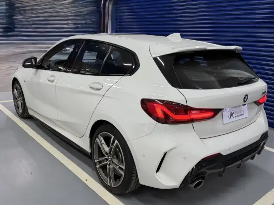 BMW-M 135i-2.0 16V TURBO GASOLINA XDRIVE AUTOMÁTICO BMW-M 135i-2020