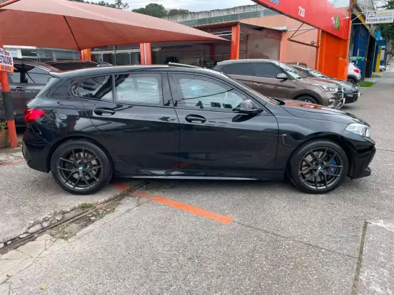 BMW-M 135i-2.0 16V TURBO GASOLINA XDRIVE DARK EDITION AUTOMÁTICO BMW-M 135i-2020