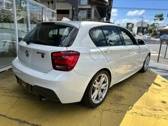 BMW-M 135i-3.0 24V TURBO GASOLINA 4P AUTOMÁTICO BMW-M 135i-2014