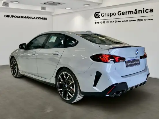 BMW-M 235i-2026