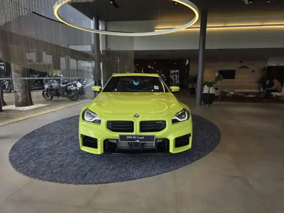 BMW-M2-2027