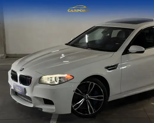 BMW-M5-4.4 V8 32V GASOLINA 4P AUTOMÁTICO BMW-M5-2013