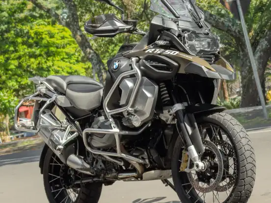 BMW-R 1250 GS ADVENTURE PREMIUM + EXCLUSIVE BMW-R 1250 GS ADVENTURE PREMIUM + EXCLUSIVE-2020