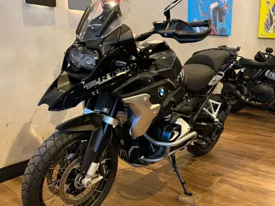 BMW-R 1250 GS PREMIUM TRIPLE BLACK BMW-R 1250 GS PREMIUM TRIPLE BLACK-2023
