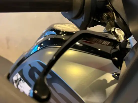 BMW-R 1250 GS PREMIUM TRIPLE BLACK BMW-R 1250 GS PREMIUM TRIPLE BLACK-2023