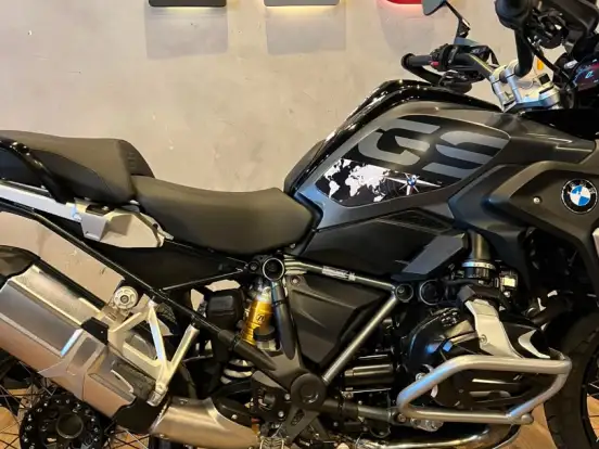 BMW-R 1250 GS PREMIUM TRIPLE BLACK BMW-R 1250 GS PREMIUM TRIPLE BLACK-2023