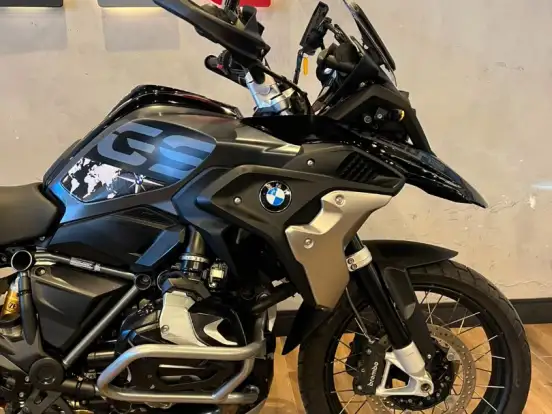 BMW-R 1250 GS PREMIUM TRIPLE BLACK BMW-R 1250 GS PREMIUM TRIPLE BLACK-2023