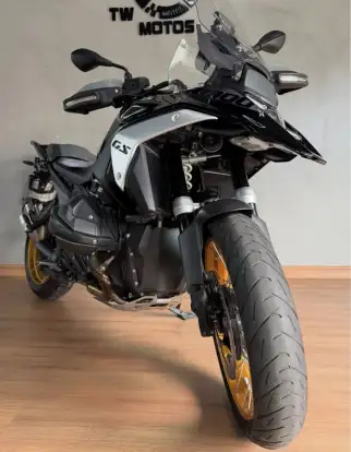BMW-R 1300 GS TRIPLE BLACK BMW-R 1300 GS TRIPLE BLACK-2024