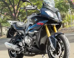 BMW S 1000 XR BMW S 1000 XR