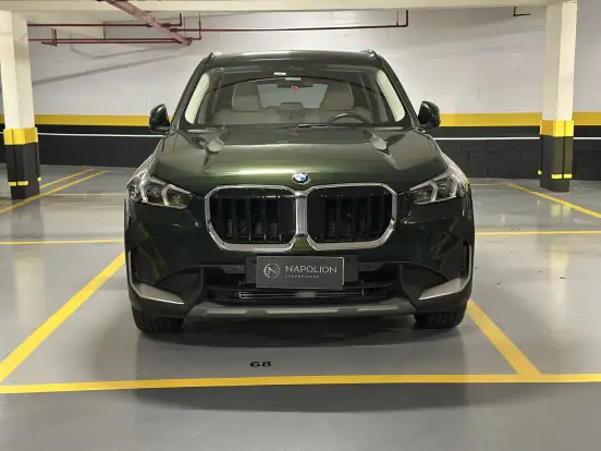 BMW-X1-2022