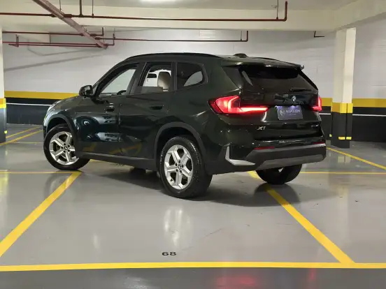 BMW-X1-2022