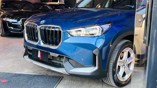 BMW-X1-2023