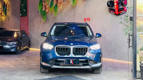 BMW-X1-2023