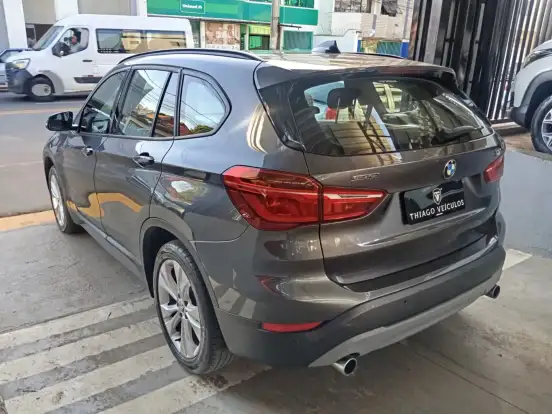 BMW-X1-2.0 16V TURBO ACTIVEFLEX SDRIVE20I 4P AUTOMÁTICO BMW-X1-2017