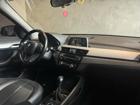 BMW-X1-2016