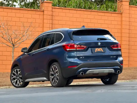 BMW-X1-2.0 16V TURBO ACTIVEFLEX SDRIVE20I X-LINE PLUS 4P AUTOMÁTICO BMW-X1-2022