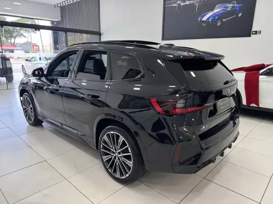 BMW-X1-2024