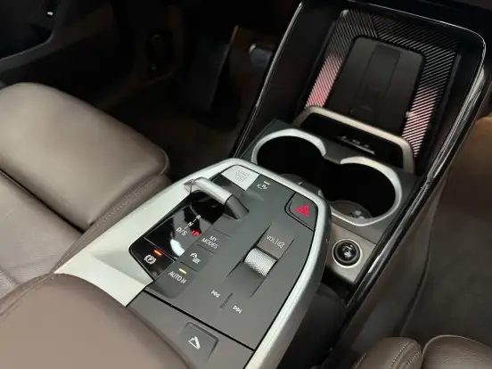BMW-X1-2024