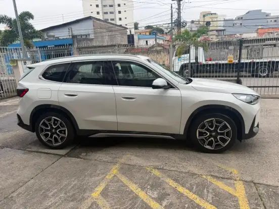 BMW-X1-2.0 16V TURBO GASOLINA SDRIVE20I X-LINE STEPTRONIC BMW-X1-2022
