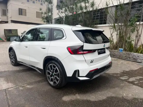 BMW-X1-2.0 16V TURBO GASOLINA SDRIVE20I X-LINE STEPTRONIC BMW-X1-2022