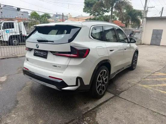 BMW-X1-2.0 16V TURBO GASOLINA SDRIVE20I X-LINE STEPTRONIC BMW-X1-2022