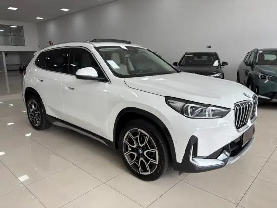 BMW X1 2.0 16V TURBO GASOLINA SDRIVE20I X-LINE STEPTRONIC