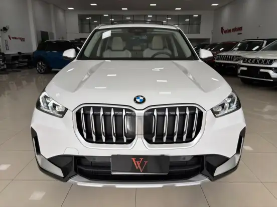 BMW-X1-2.0 16V TURBO GASOLINA SDRIVE20I X-LINE STEPTRONIC BMW-X1-2025
