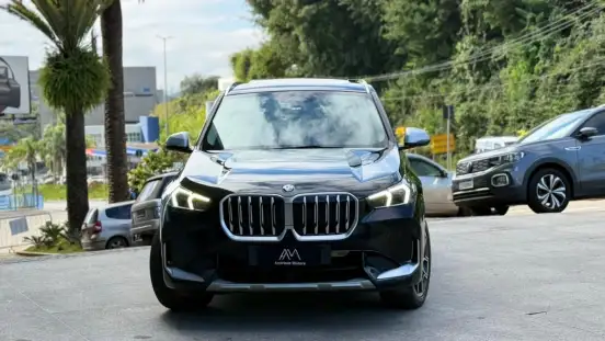 BMW-X1-2022