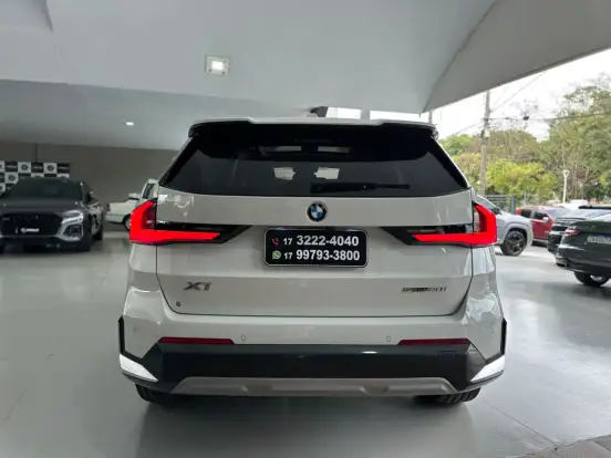 BMW-X1-2.0 16V TURBO GASOLINA SDRIVE20I X-LINE STEPTRONIC BMW-X1-2023