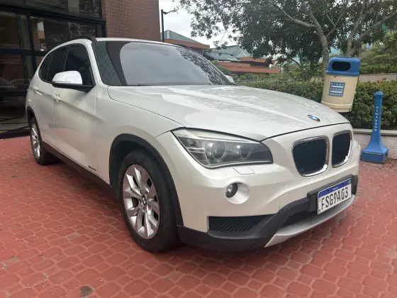 BMW X1 2.0 18I S-DRIVE 4X2 16V GASOLINA 4P AUTOMÁTICO