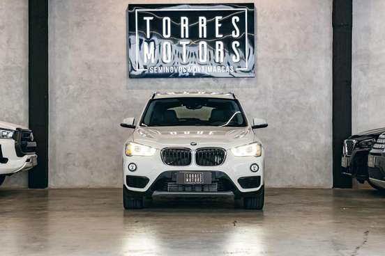 BMW-X1-2018
